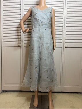 Watters & Watters Light Blue Floral Embroidered Silk Organza Midi Dress Size 10